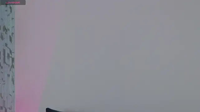 ErikaPinkyyのライブXXXチャット