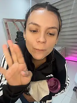 sara__blonde লাইভ XXX চ্যাট