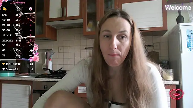 Chat +18 de Yevgeshka-Milashka ao vivo