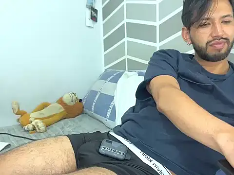 Chat XXX Live thomass1018