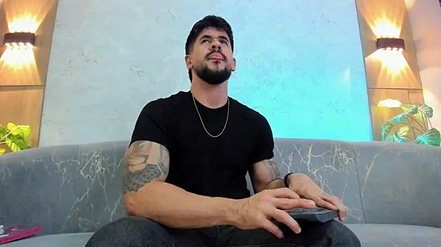 Petesevans Adlı Modelin Canlı XXX Sohbeti