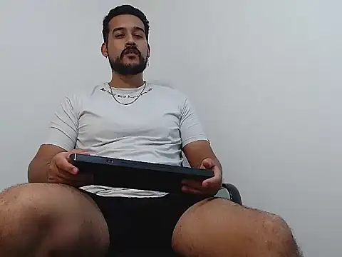 _CHRIS-DENNIS_ Show Webcam