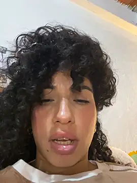 دردشة Miily_0 الجنسية المباشرة