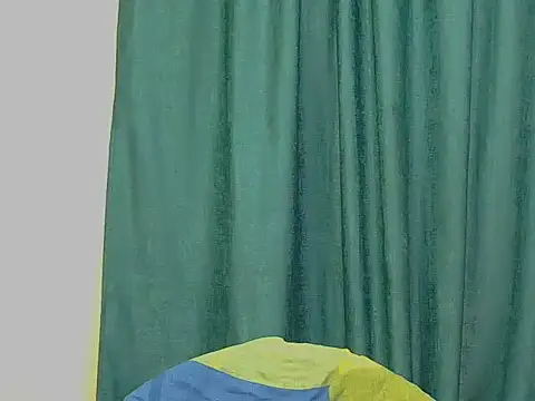 thicky_camil élő XXX-chatje