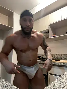 Andrew_Johnnson Adlı Modelin Canlı XXX Sohbeti