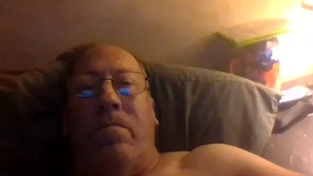 Czat XXX na żywo – hornyrich69
