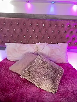 MylaDreams Live XXX-Chat