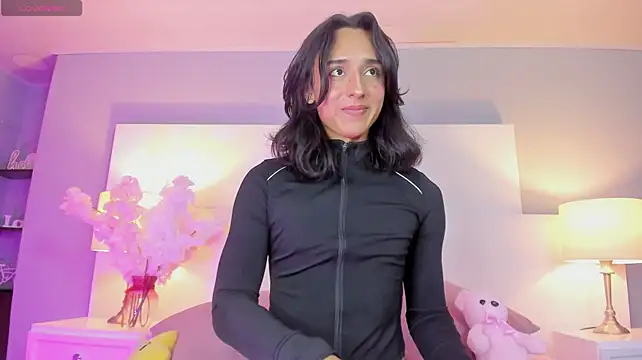 Elisasue Adlı Modelin Canlı XXX Sohbeti