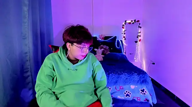 AnggelONfiree লাইভ XXX চ্যাট