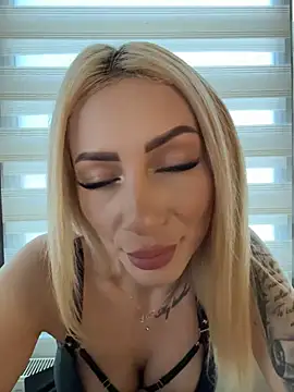 AngieShae 现场XXX聊天