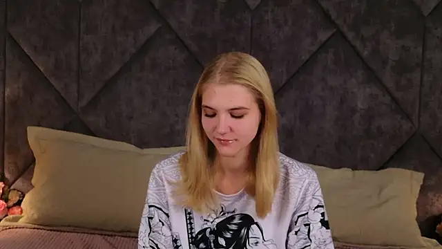 4example_Chloen Live XXX chat