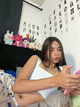 Milleradhara24 现场XXX聊天