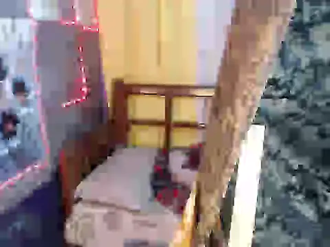 Chat +18 de naomi_scarlet ao vivo