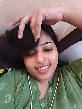 Cute-Simmi69's Live XXX Chat