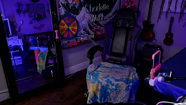 CharletteWebb's Live XXX Chat