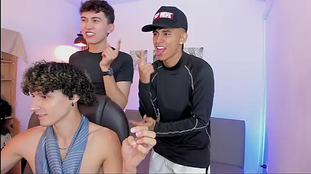 Czat XXX na żywo – Fun_BoysW