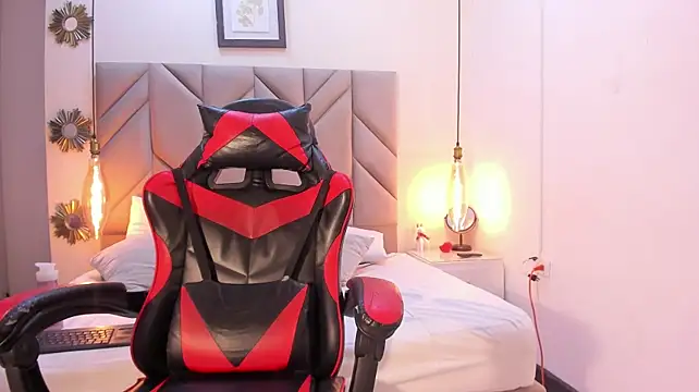 LeoDrake_ Live XXX Chat
