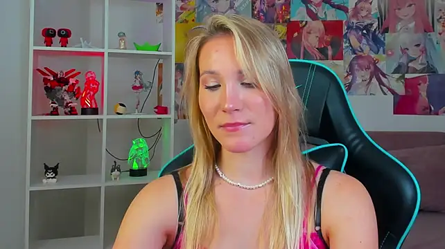 ElaraVoltage – Live XXX-chat