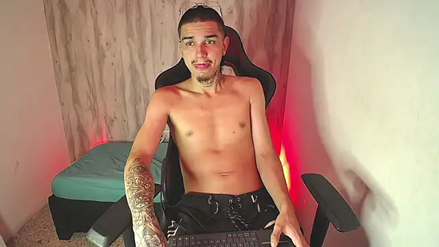 Chat XXX en directo de Tayson_Hot