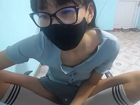 Chat +18 de elllaaxx ao vivo