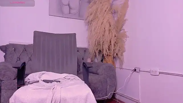 LiamDeeps' Live XXX Chat