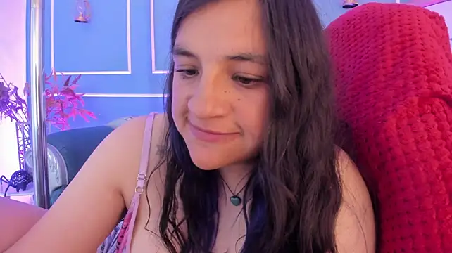 TaraTaylorr's Live XXX Chat