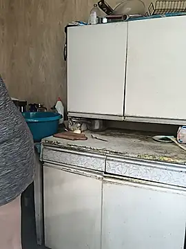 Milla-23 – Naživo XXX chat