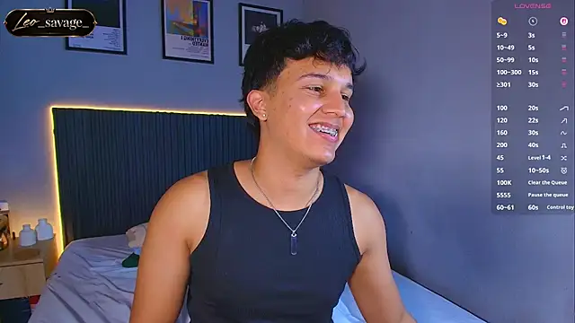 Chat +18 de Leo_Savage_ ao vivo