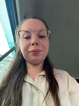 MeliMoon Live XXX Chat