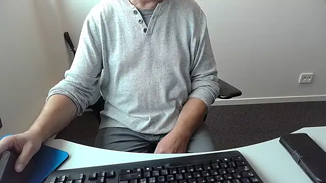 Buggemann live XXX chat