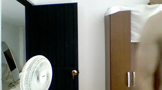 Kenner_fox77 Live XXX-Chat