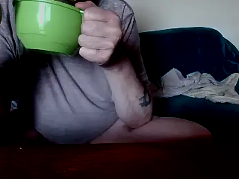 bodo1957 live XXX chat