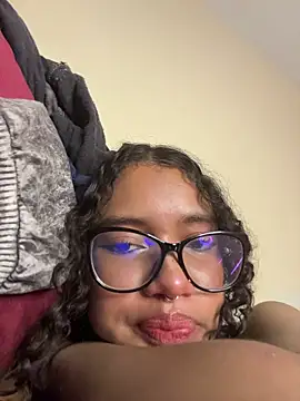 Bunny-firee Chat XXX live