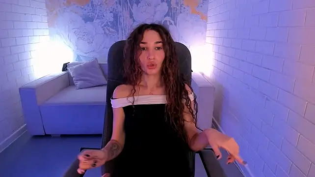 AsterBlom's Live XXX Chat