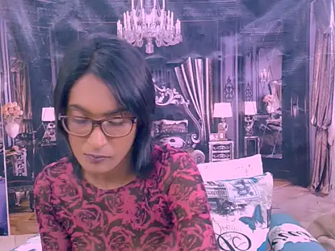 IndianRebel4u2Luv's Live XXX Chat