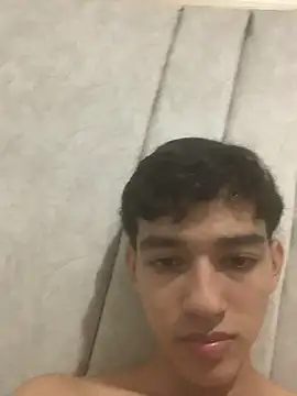 Chat +18 de Alex_king17 ao vivo