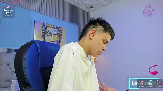 Ethanx18_ – Naživo XXX chat