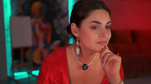 _Allie_ Adlı Modelin Canlı XXX Sohbeti