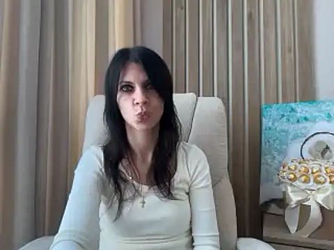 Czat XXX na żywo – InjaAtHome