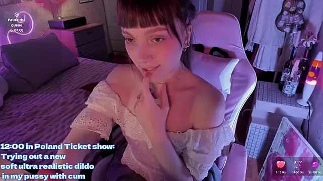 RileyNymph XXX чат на живо