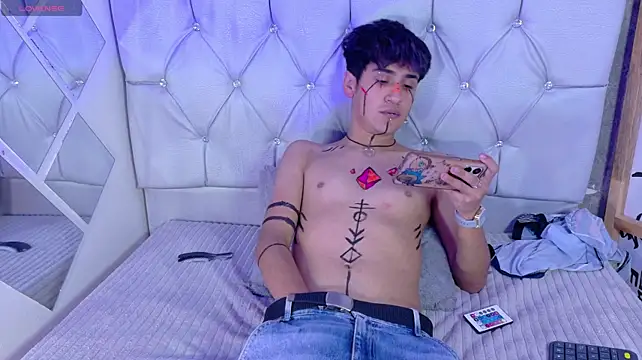 Ryu_Khan Live XXX chat