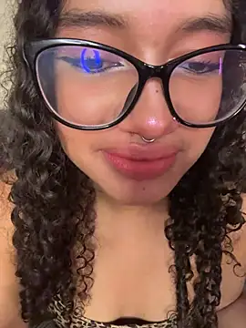 Bunny-firee Chat XXX live