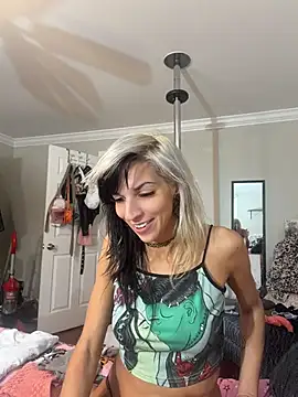 lil_jiggly live XXX chat