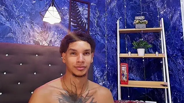 Chatroom XXX en direct de kai_storm77