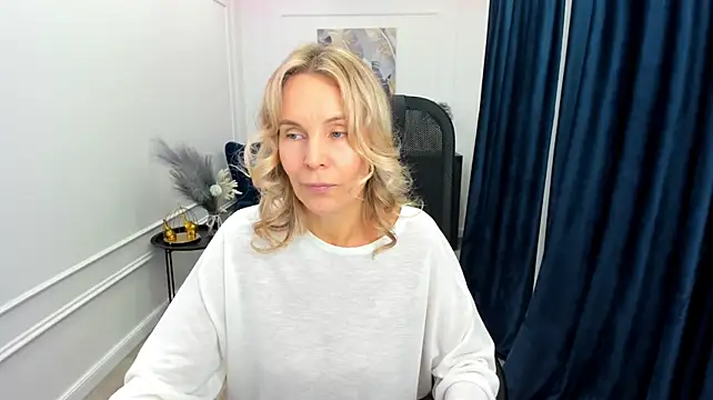 Sinty_Devis' Live XXX Chat