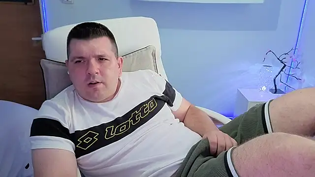 JasonJacks Adlı Modelin Canlı XXX Sohbeti
