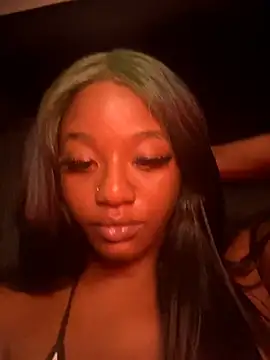 ApAfterDark's Live XXX Chat