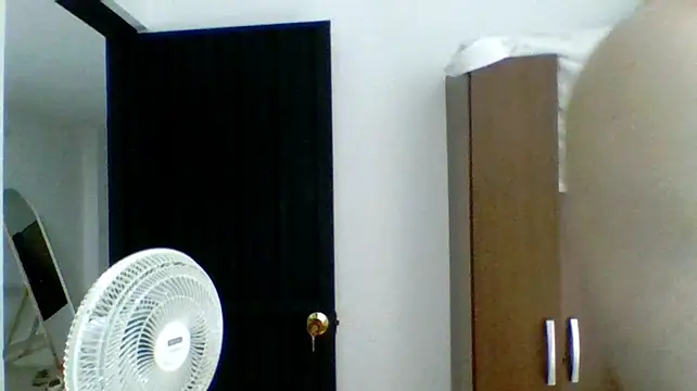Kenner_fox77's Live XXX Chat