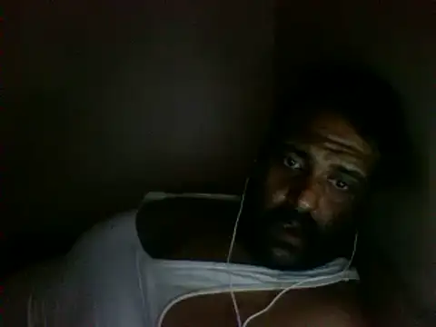 elpoop7305's Webcam Show