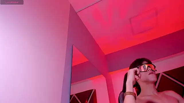 XXX chat uživo modela Axel_Royce
